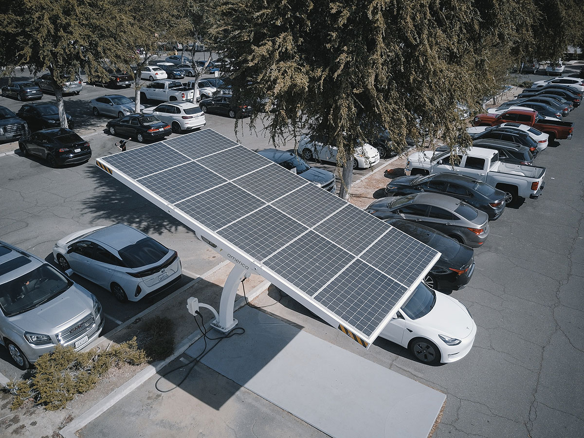 Solar Charger Street - Image 3